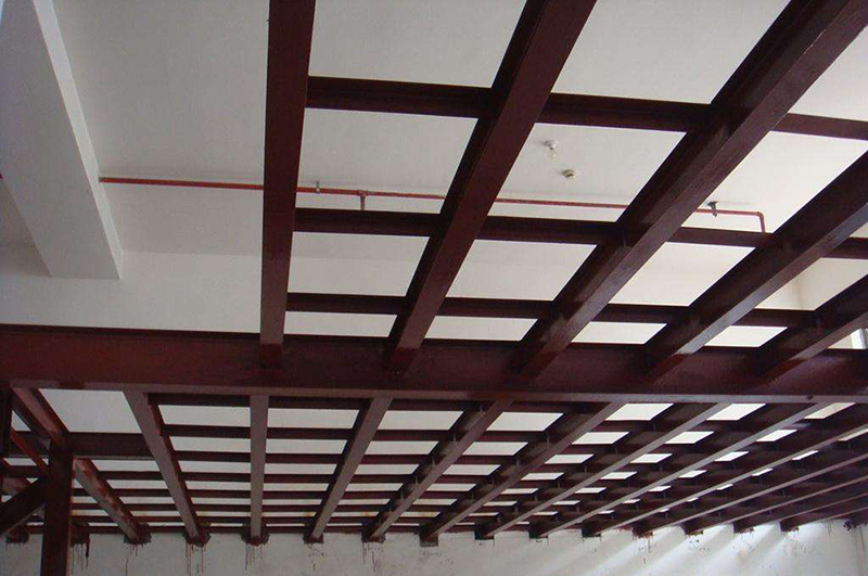 鋼結(jié)構(gòu)廠房裝修閣樓搭建多少錢一平方？