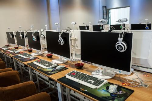 新開網(wǎng)咖準備裝修要注意什么？