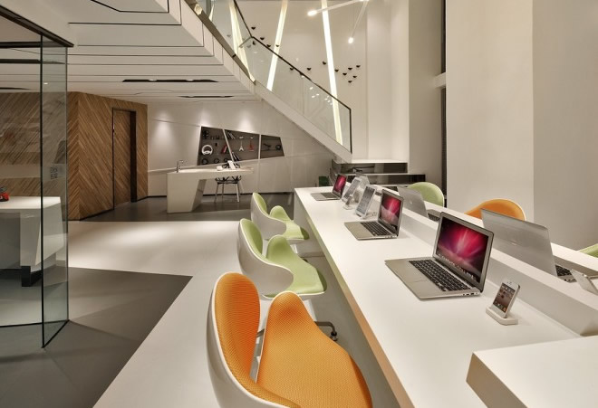 高端網(wǎng)絡(luò)科技辦公室-辦公區(qū)裝修設(shè)計效果圖