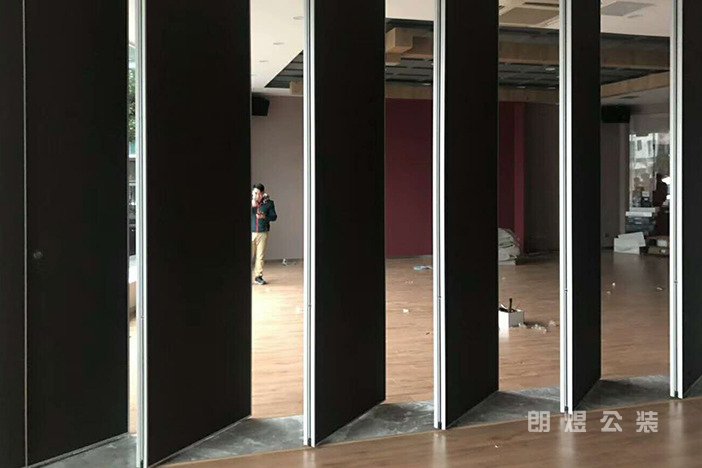 會議室鋁合金隔斷效果圖