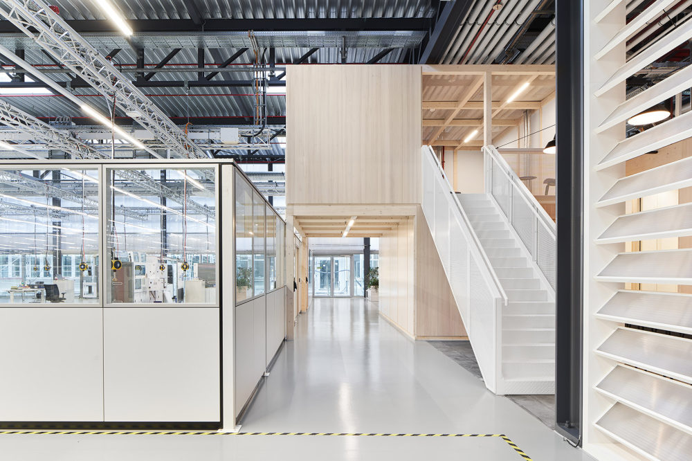 廠房辦公室木結(jié)構(gòu)小屋